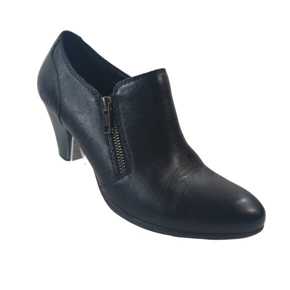 b.o.c. Born Ankle Boots GUC size 7.5M    FS2016 - Picture 2 of 8